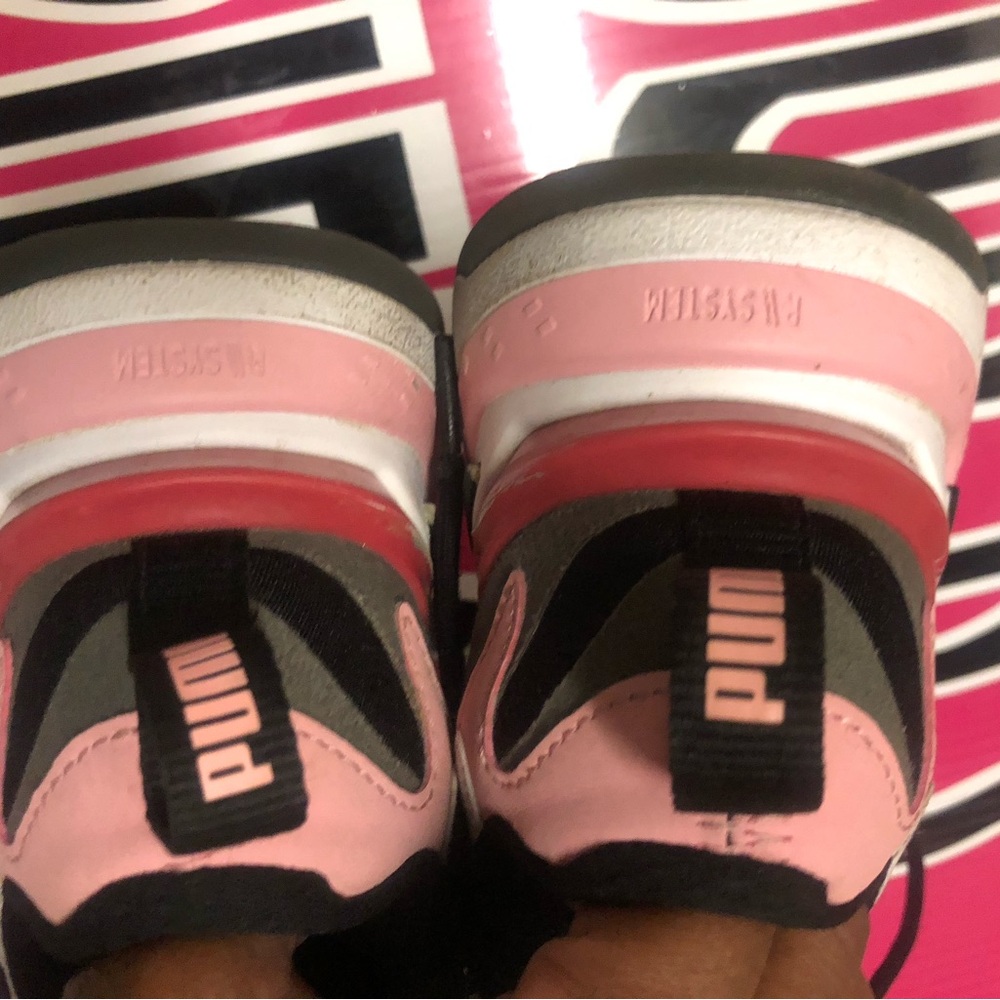 Puma - Picture 5 of 5